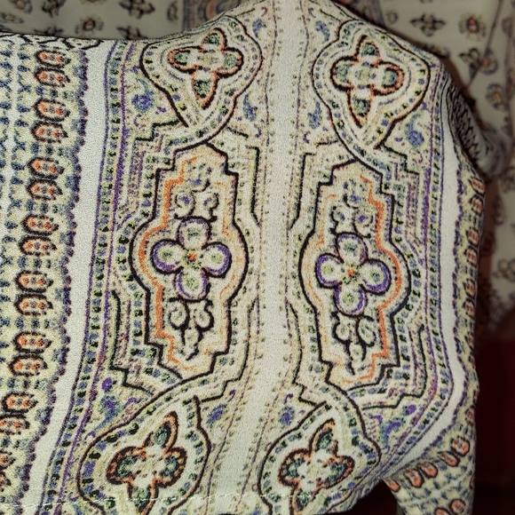 Womans Rose & Olive BOHO look Shirt Top in size Large - Picture 2 of 8